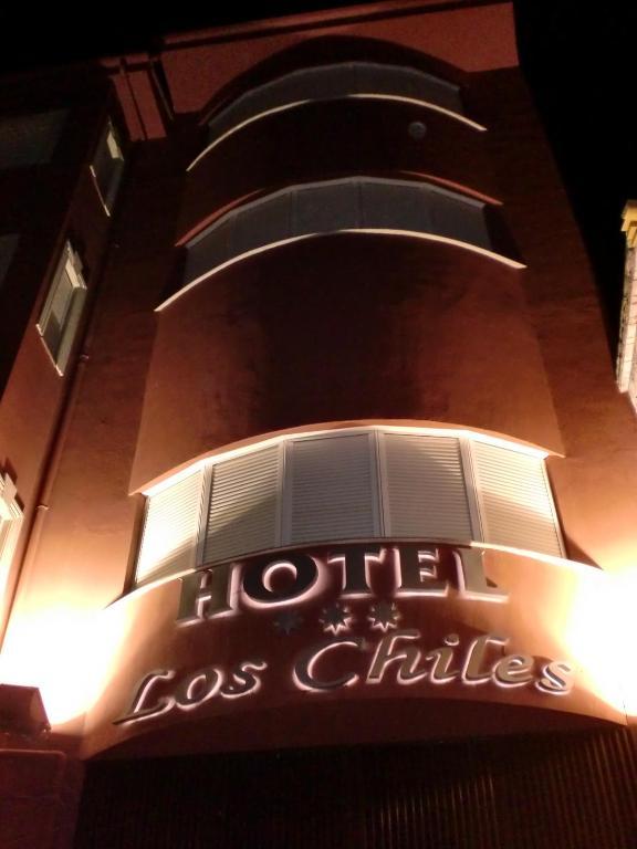 Hotel Los Chiles Villanueva Del Arzobispo Ngoại thất bức ảnh
