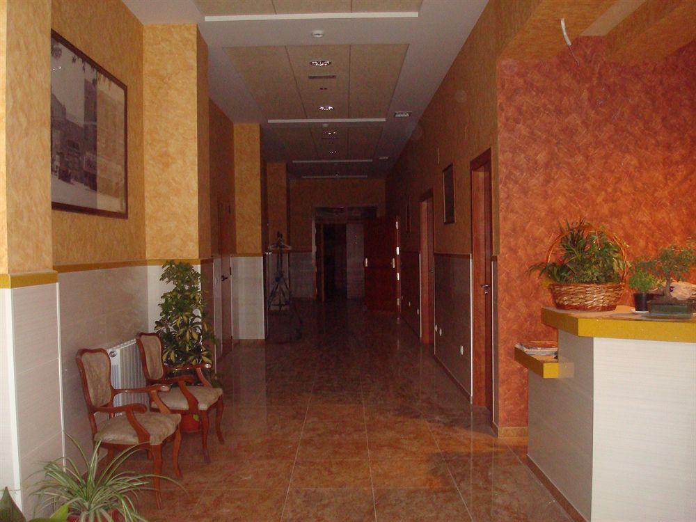Hotel Los Chiles Villanueva Del Arzobispo Ngoại thất bức ảnh